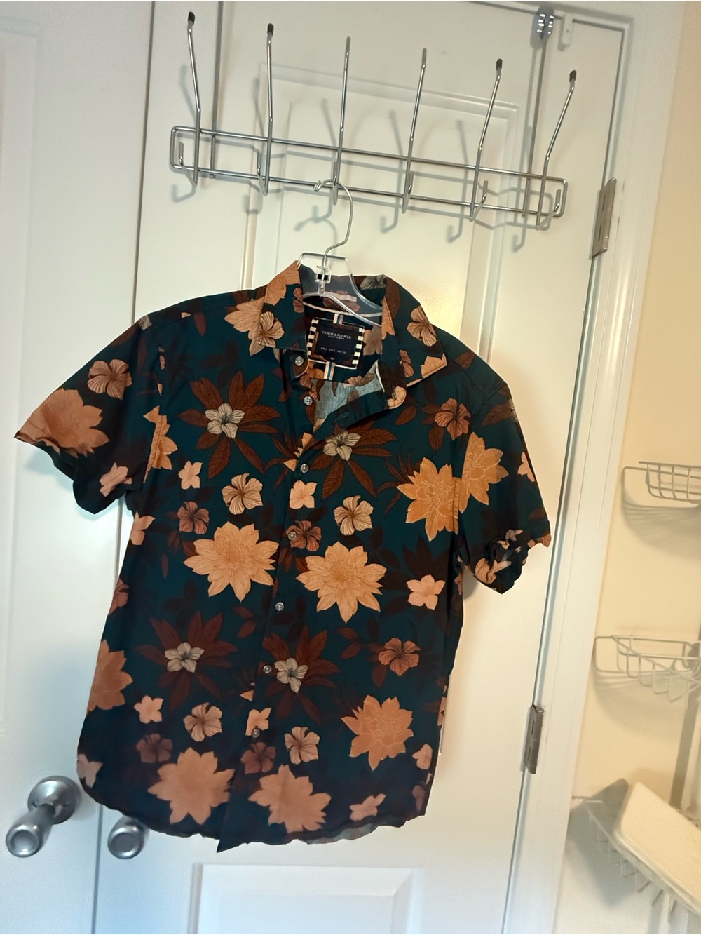 Denim & Flower Black Short-Sleeve Button-Down with Tan Floral Print